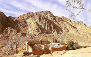 Гора Синай, на которой пророк Моисей получил от Бога 10 заповедей